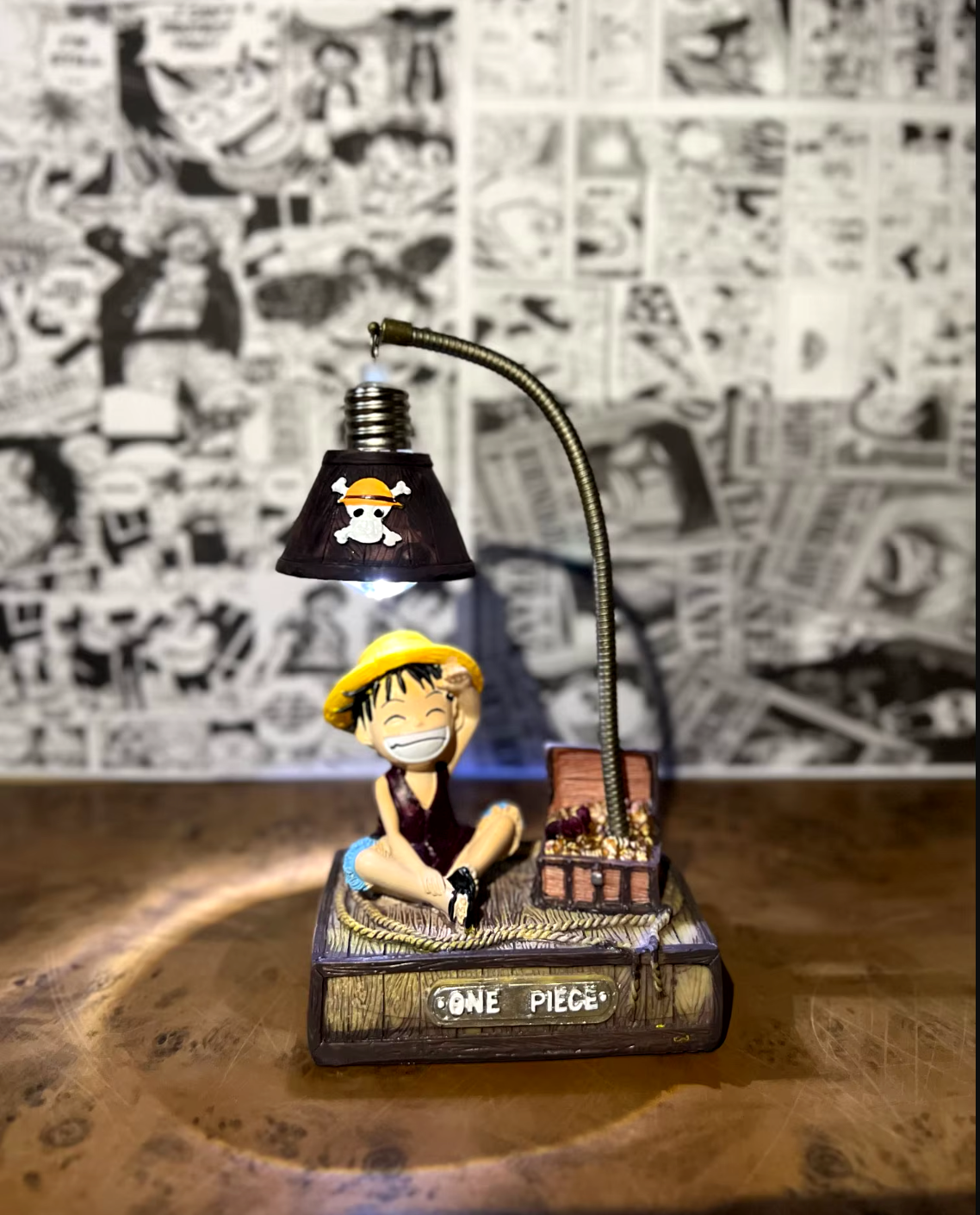 One Piece Desk Lamp